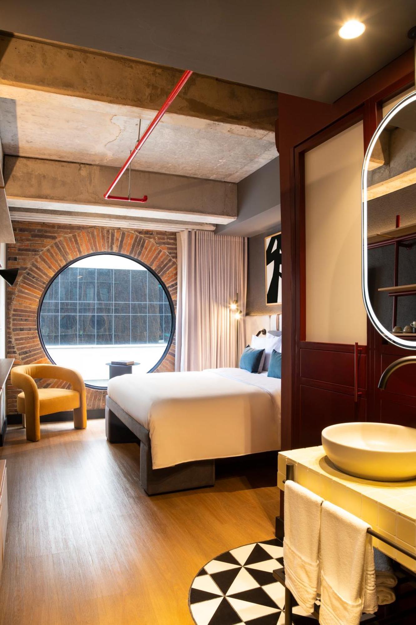 Tribe Medellin Hotel Bagian luar foto